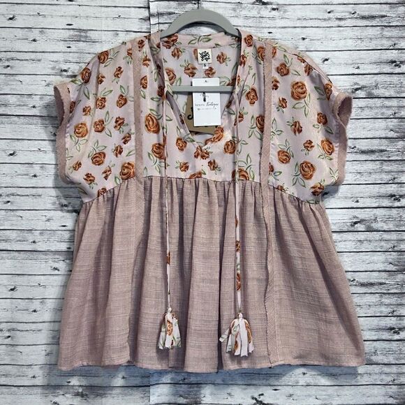 Ivy Jane Bed of Roses Top - Picture 5 of 14